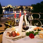 Mamaison Hotel Riverside Prague 