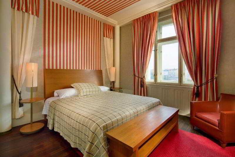 Hotel Mamaison Riverside 5*
