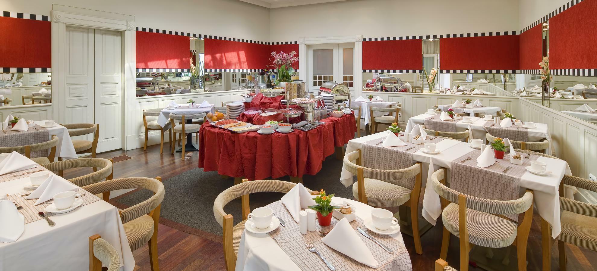 Mamaison Riverside Hotel