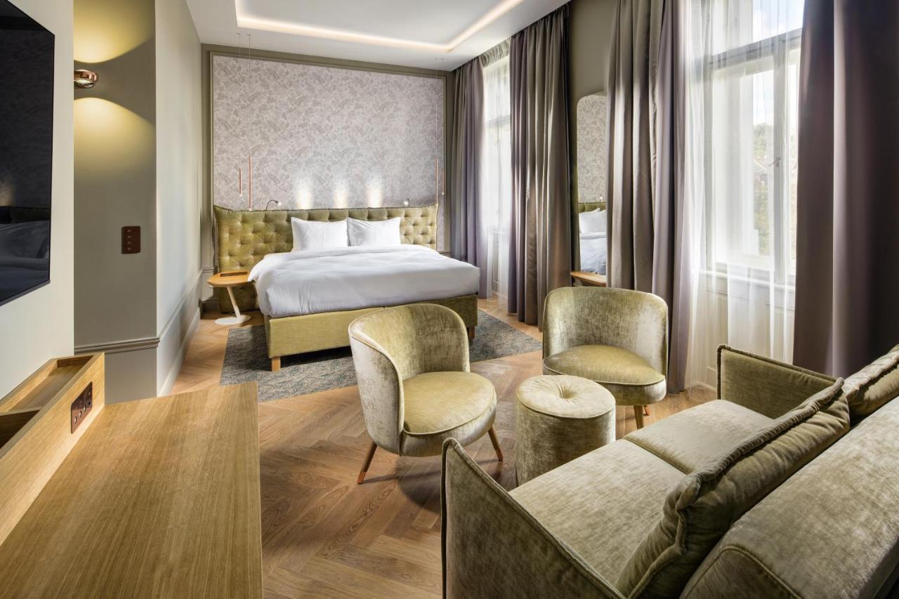 Mamaison Riverside 5*