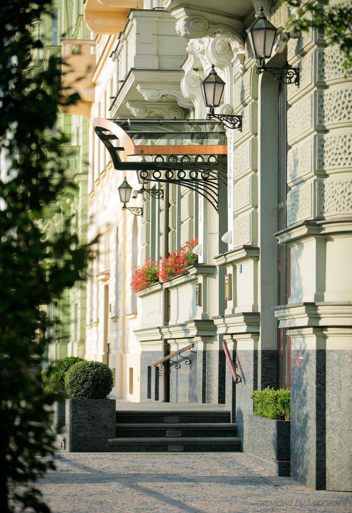 Mamaison Riverside Hotel 5*