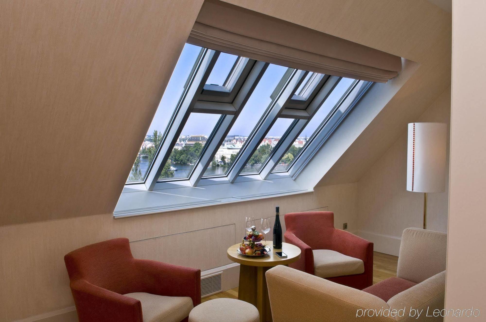 Hotel Mamaison Riverside 5*